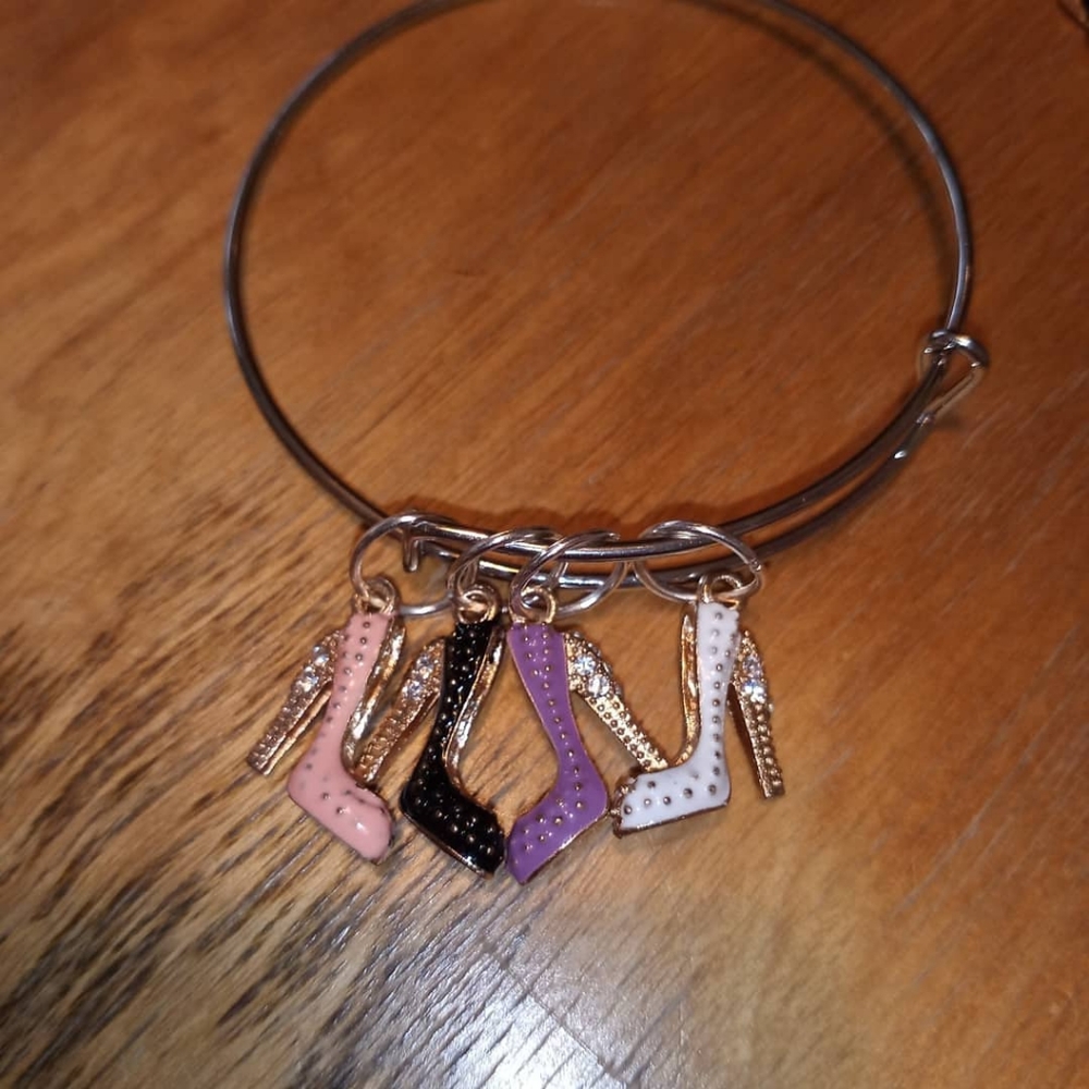 Charm bracelet